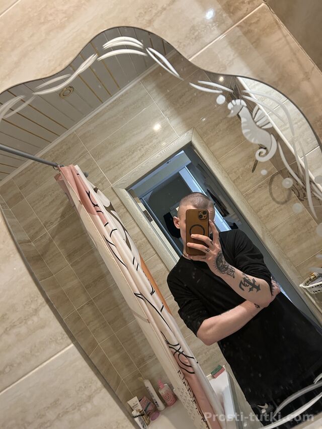 Мужчина Дмитрий Железнодорожный Фотография 